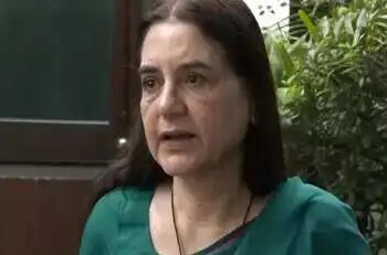 What did Maneka Gandhi say on the Supreme Court's decision regarding stray dogs?