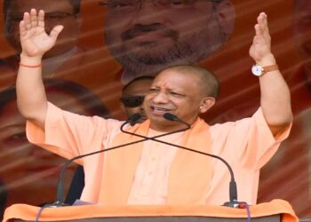 Yogi Adityanath Vows to End Jungle Raj in Bihar NDA Rally | Yogi Adityanath said – 'Five Pandavas' took a pledge, will not allow Jungle Raj to come to Bihar. News Track in Hindi