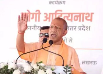 Yogi government is making women of rural areas empowered and self-reliant, life of 324 Bijli Sakhis changed in Prayagraj.
