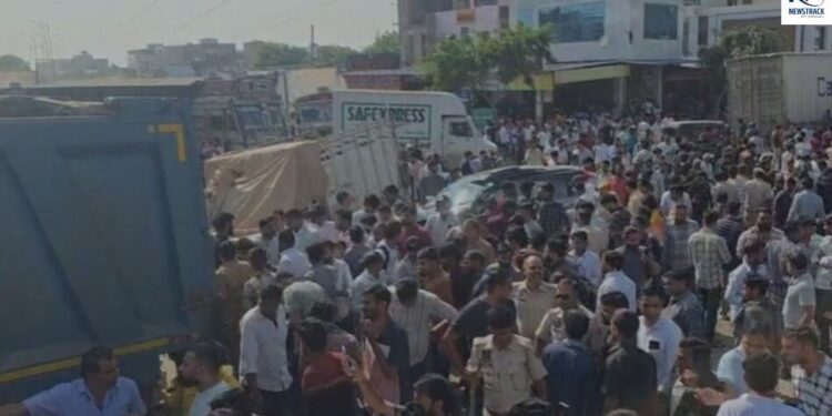 jaipur truck accident news rajasthan jaipur truck accident news lohamandi road | Jaipur Accident: Uncontrollable dumper hits car, crushes 50 people, 13 die painfully. News Track in Hindi