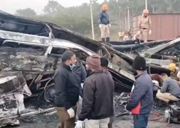 10 people died in truck and bus collision in Karnataka, PM Modi announced ex-gratia