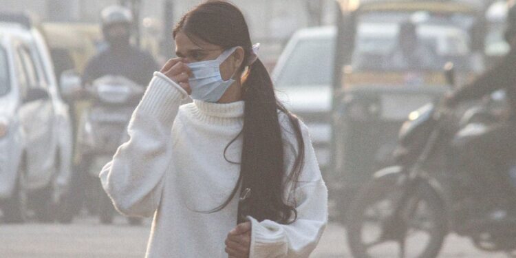 AQI remained good in Delhi for 79 days, serious situation in many areas amid fog: 2025 report