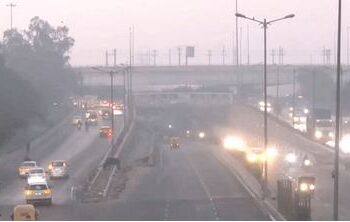Air quality of capital Delhi improved, AQI reduced to 267.