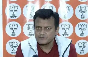 सपा सांसद आरके चौधरी और टीएमसी विधायक मदन मित्रा पर अजय आलोक ने किया तीखा पलटवार
