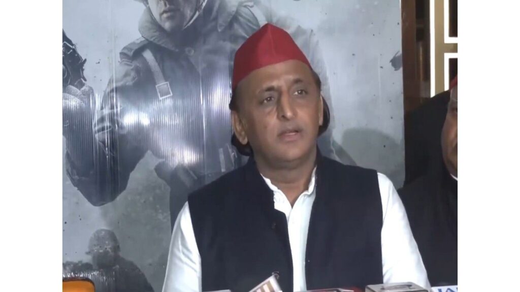 Akhilesh Yadav targets BJP, says "under their leadership our borders and lands are shrinking."