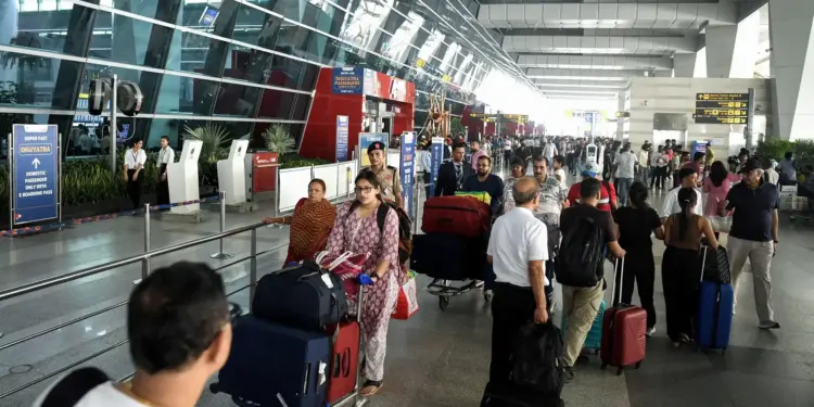 Bad news for air passengers! Passenger charges will increase at Delhi-Mumbai airport, prices may increase up to 22 times
