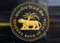 Banking crisis: RBI banned this bank and banned customers from withdrawing money, did you have an account in it?