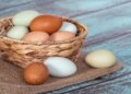 Be careful of egg floating in water! These 3 methods of egg testing will tell the difference between real and fake.