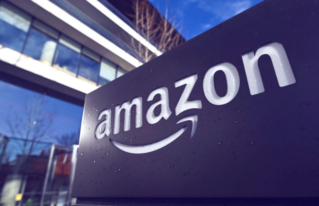 Big decision of Amazon, ban on people of this country from applying for jobs