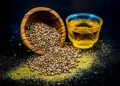 Coriander water: Detoxifies the body and strengthens the digestive system, consuming it gives amazing benefits.