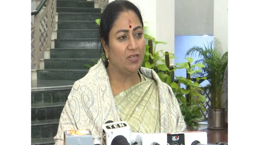 Court frames charges against accused Rajesh Khimji in attack case on Delhi Chief Minister Rekha Gupta, says "Delhi CM is easy prey"