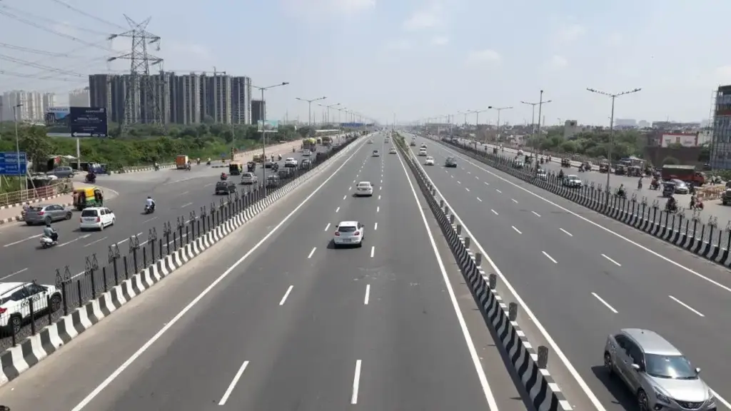 Date of 5th phase of Delhi-Meerut Expressway extended for the fourth time, Ganga Expressway will be connected as soon as it is completed.