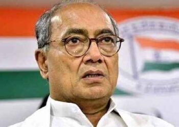 Digvijay Singh, surrounded by praise of RSS, gave clarification, said – 'The opposition is due to ideology, not to the organization'
