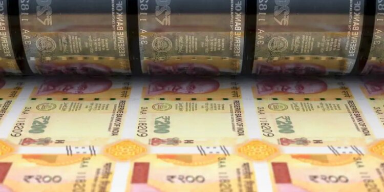 Do you know who decides when and how much currency to print in India? Know the rules of RBI and government