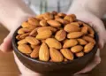 Eat almonds daily and make your heart strong, mind and body will also remain healthy.