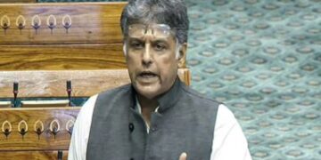 Election Commission does not have legal basis to conduct SIR, elections should be held through ballot papers: Manish Tiwari