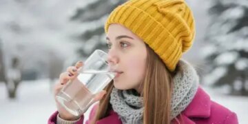 Feeling less thirsty in winter can also be dangerous, it has a bad effect on the skin and brain.