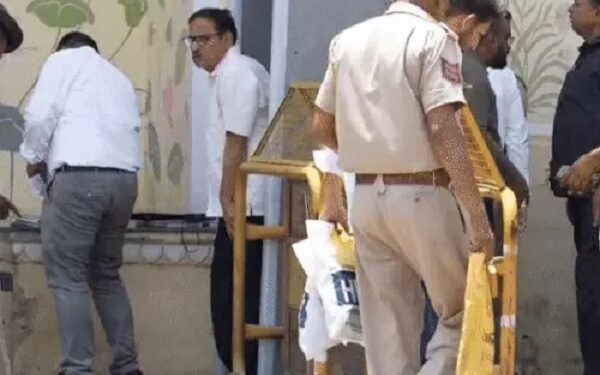 Former minister Mahesh Joshi gets bail from the Supreme Court: The way is clear for him to come out of jail after 8 months in the Rs 900 crore JJM case.