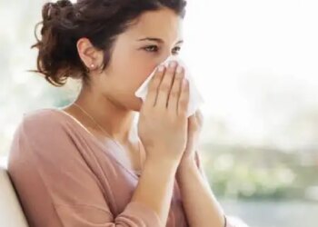 Frequent sneezing is a sign of allergy and not cold, know the reason and method of prevention.