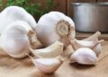 Garlic helps in controlling blood sugar, very beneficial for diabetic patients.