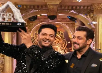 Gaurav Khanna Won Bigg Boss 19: Gaurav Khanna became the winner of Bigg Boss Season 19, got such a huge amount along with the glittering trophy.