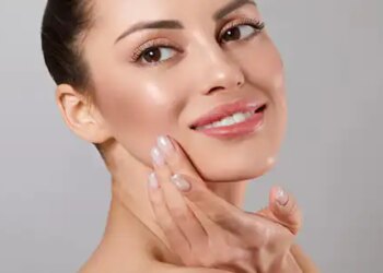 Glowing Skin Tips: Grandmother's old recipe will give natural glow on the face, know the right way to use it