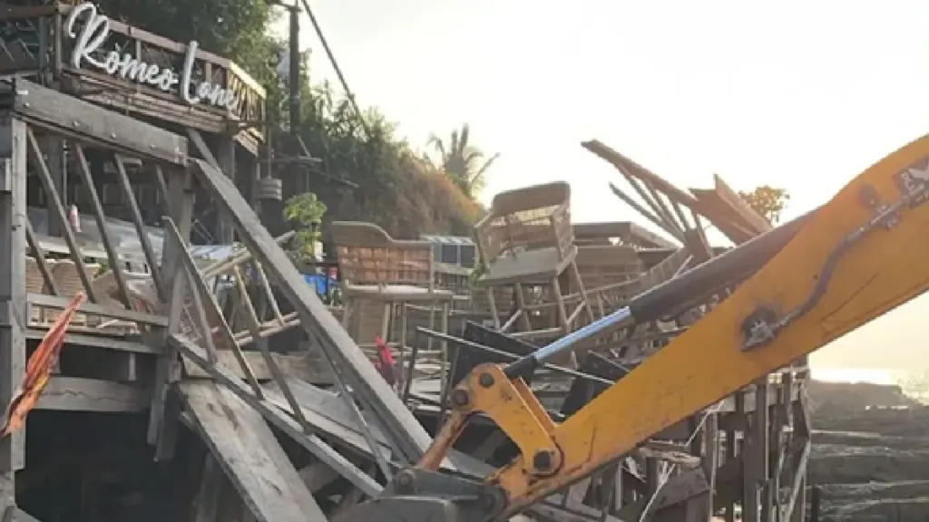 Goa Nightclub Fire Tragedy: In Goa fire case, bulldozer to be used on Luthra Brothers' nightclub, CM Pramod Sawant orders, Goa fire tragedy CM Pramod Sawant orders bulldozer to be used on Luthra Brothers' nightclub