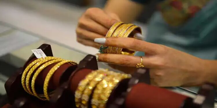 Gold Price Today: Gold showed high speed on the morning of 11th December! Silver also rose, know the latest rates of your city here