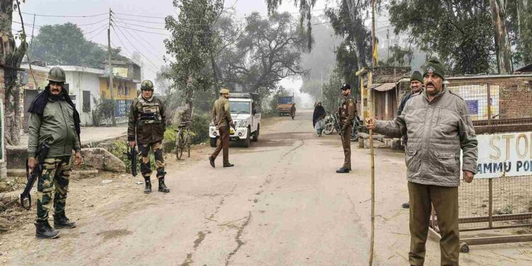 Hadi massacre: Bangladeshi media's claim turned out to be 'fake', BSF shows mirror