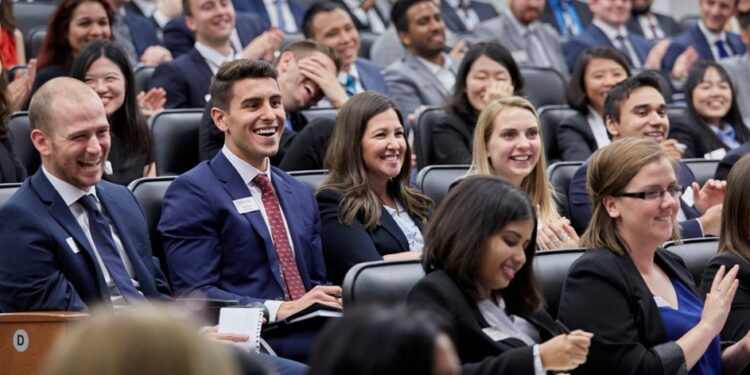 How to choose top college for MBA?, know the top 10 management colleges of the country