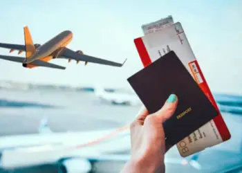 Huge jump in flight fares on Delhi-Mumbai route, ticket prices have doubled, now know how much you will have to shell out for air travel.