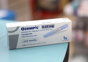 If you are taking Ozempic for weight loss then first know how the medicine works? Know for whom this medicine is dangerous