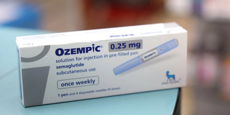 If you are taking Ozempic for weight loss then first know how the medicine works? Know for whom this medicine is dangerous