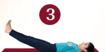 If you are troubled by constipation and gas then Uttanapadasana gives relief, muscles become strong.