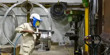 India's industrial growth rate was 0.4 percent in October