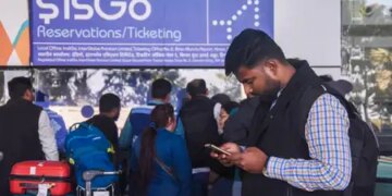 Indigo's troubles increase, DGCA now issues show cause notice to accountable manager