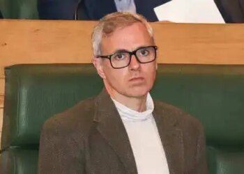 Jammu and Kashmir: CM Omar Abdullah congratulated Aaqib Nabi, described himself as a supporter of Delhi Capitals.