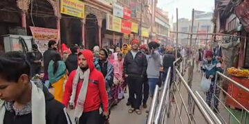 Kashi ready to welcome New Year, tight security arrangements from Godaulia to temple