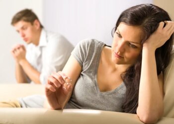 Know which small mistakes cause huge distances in relationships, correct them now otherwise the relationship will not improve even after repenting.
