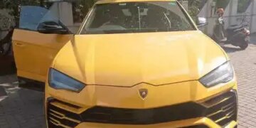 Lamborghini car seized for driving at 251 kmph on Bandra-Worli Sea Link