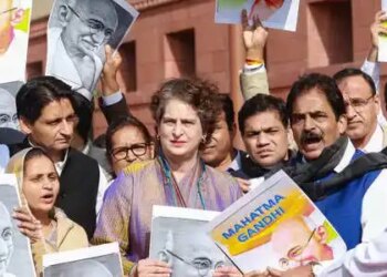 लोकसभा: सरकार पर हमलावर विपक्ष, लगाया हिंदी थोपने का आरोप