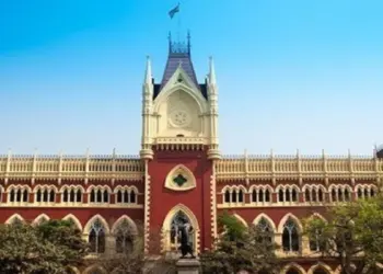 Major relief for 32,000 primary teachers in West Bengal, jobs to be Reinstated, Calcutta High Court Division Bench overturns single bench decision