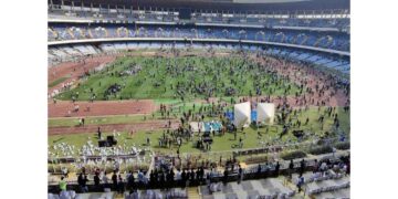 Mamta Banerjee's statement came after the chaos in Kolkata Stadium, "I apologize wholeheartedly to Messi and his fans."