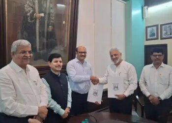 Mumbai University and VES sign agreement to study Sindhi language, heritage and culture