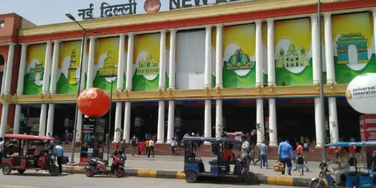 New Delhi Railway Station: New parking started at Ajmeri Gate, now free pick-and-drop for 8 minutes.