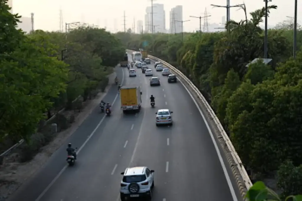 New rules implemented in Delhi NCR, challan will be issued for 3 months on these routes with speed above 50.
