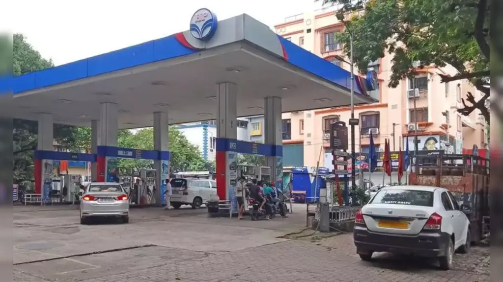 New rules on car owners from 18th December, challan of more than Rs 7 lakh will be issued, now no petrol without PUCC.