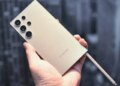 OMG: This Lakh Takiya phone of Samsung is getting the biggest discount till date, you can bring the phone home at a cheap price of just Rs 60,000.