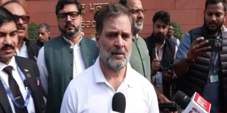 Opposition furious over Sanchar Sathi app, Rahul Gandhi maintains silence; Said- 'I will speak in the debate in the House'