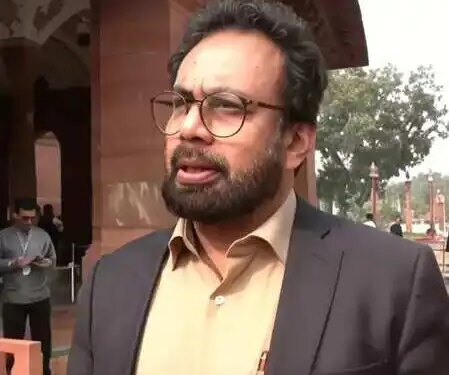 संचार साथी ऐप को लेकर विपक्ष ने सरकार को घेरा, लगाया जासूसी का आरोप